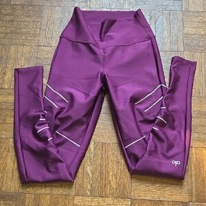 ALO Yoga Magenta Leggings